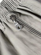 Pantalones cortos casuales para hombre, hechos de 100 %, con bolsillos con cremallera y una cintura ajustable con cordón|B0GGHC2X35
